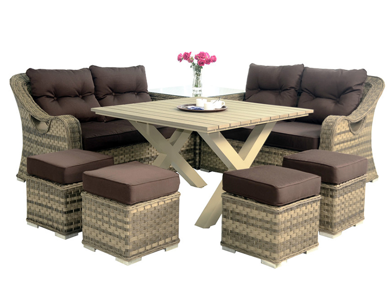 Mobilier modern de masă în aer liber, set de scaune din aluminiu și masă cu lemn sintetic deasupra, YQR-542A
